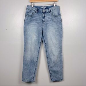 Chico’s Platinum Skimmer lightly distressed lightweight lived in jeans, 1.5 = 10